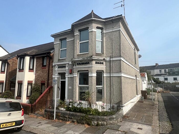 Flat For Sale In Ground Floor Flat, Knighton Road, Plymouth, Devon, PL4