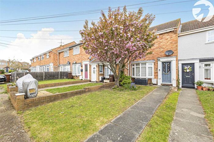 2 Bedroom Terraced House For Sale In Highlands Close, Rochester, Kent, ME2