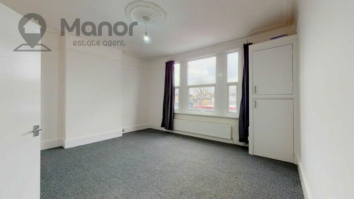 1 Bedroom Studio To Rent In Romford Road, Manor Park, E12