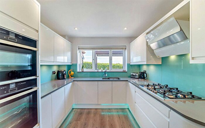 5 Bedroom Detached House For Sale In Badgers Wood Close, Bassaleg, Newport, NP10
