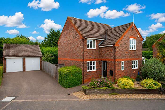 4 Bedroom Detached House For Sale In Peppard Close, Redbourn, AL3
