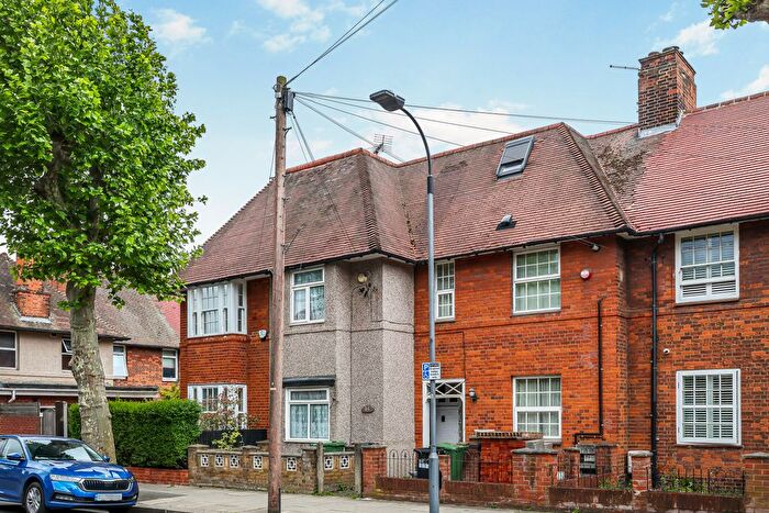 3 Bedroom Terraced House For Sale In Wulfstan Street, London, W12