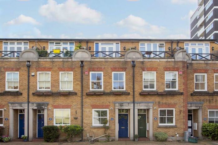 3 Bedroom Town House To Rent In Old Dairy Mews, Kentish Town Road, NW5