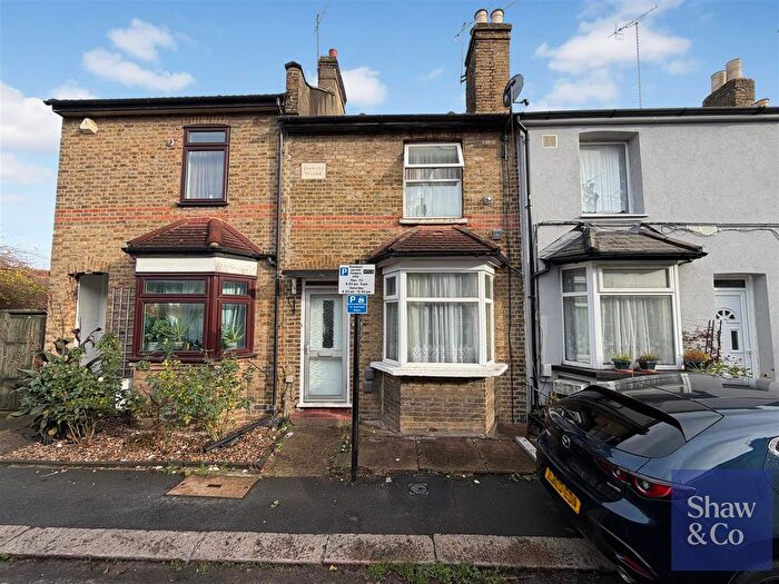 4 Bedroom Property To Rent In Upton Road, Hounslow, TW3