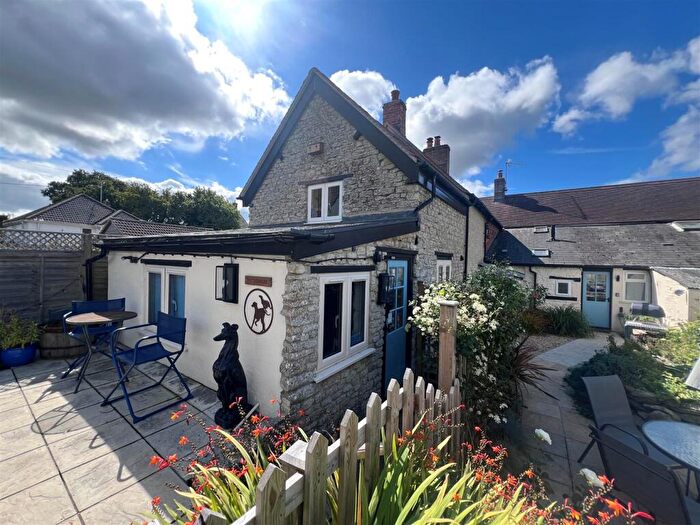 2 Bedroom Terraced House For Sale In Edgebridge, Mere, BA12