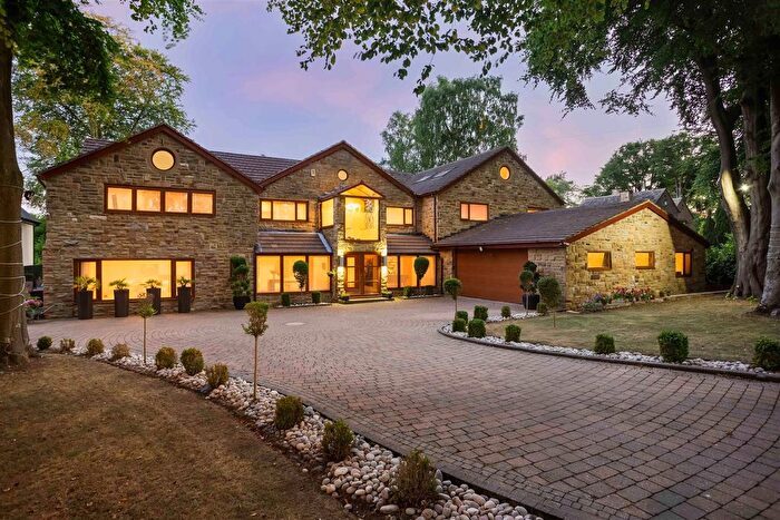 5 Bedroom Detached House For Sale In Ling Lane, Scarcroft, Leeds, LS14