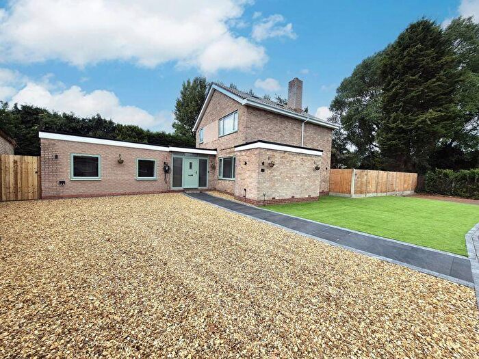 5 Bedroom Detached House To Rent In Berkswell Close, Four Oaks, Sutton Coldfield, B74