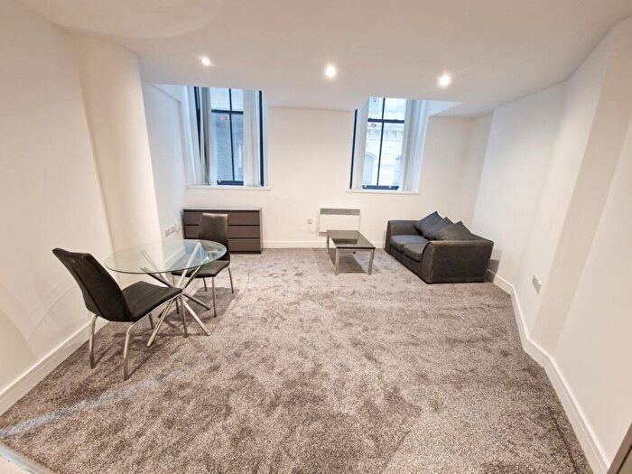 1 Bedroom Flat To Rent In Law Russell House, Vicar Lane, Bradford, West Yorkshire, BD1