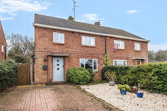 3 Bedroom Semi Detached House For Sale In Rectory Road, Hook, Hampshire, RG27