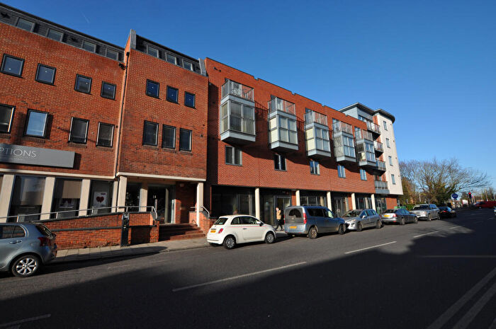 1 Bedroom Flat To Rent In Thompson Court, City Centre, Chelmsford, CM1