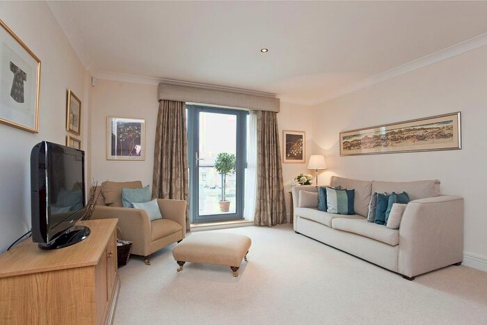 2 Bedroom Flat To Rent In Walton Well Road, Oxford OX2