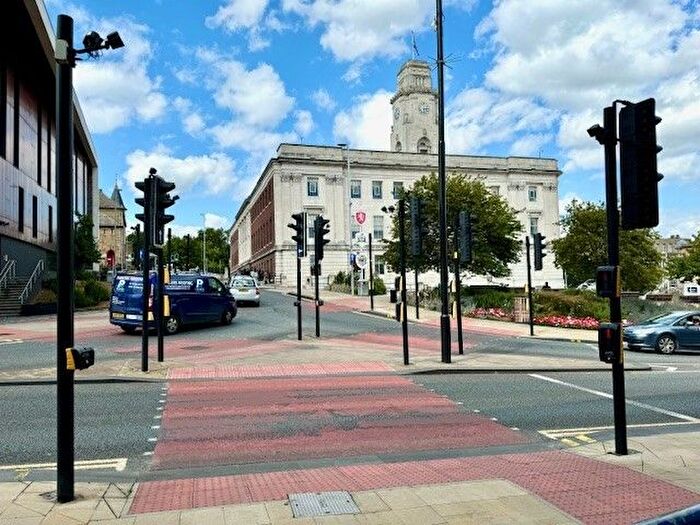 2 Bedroom Flat To Rent In Shambles Street, Barnsley, S70