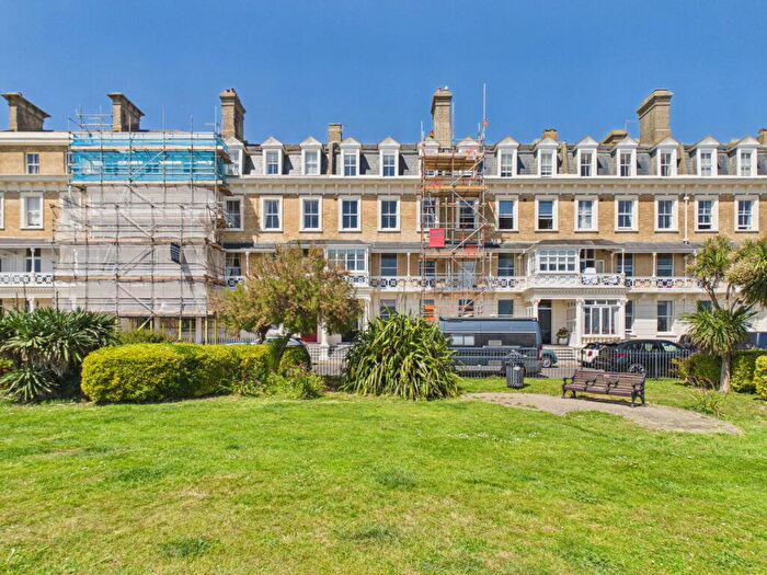 Studio For Sale In Heene Terrace, Worthing, BN11