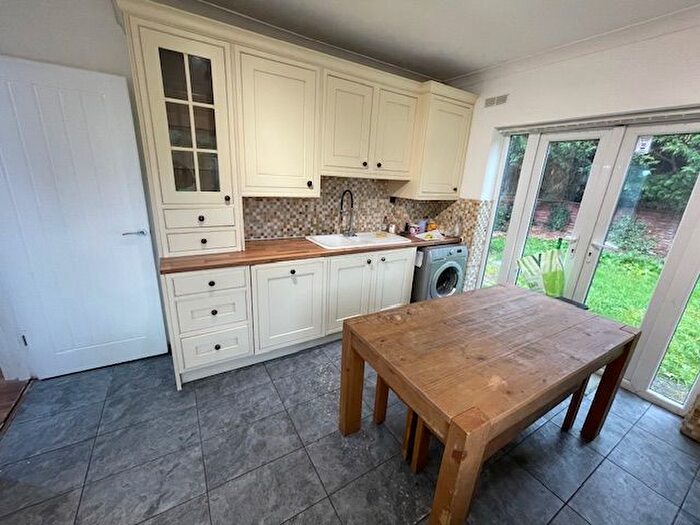 3 Bedroom Semi-Detached House To Rent In Wilton Avenue, Cheadle, SK8