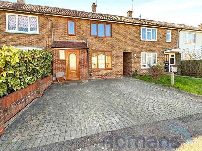 2 Bedroom Terraced House For Sale In Willow Way, Aldershot, Hampshire, GU12