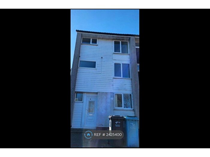 4 Bedroom Terraced House To Rent In Wallbrae Road, Cumbernauld, Glasgow, G67