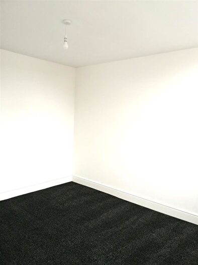 2 Bedroom Property To Rent In Park Road, Netherton, Dudley, DY2