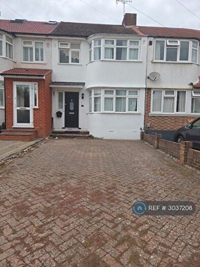 3 Bedroom Terraced House To Rent In Alexandra Avenue, Sutton, SM1