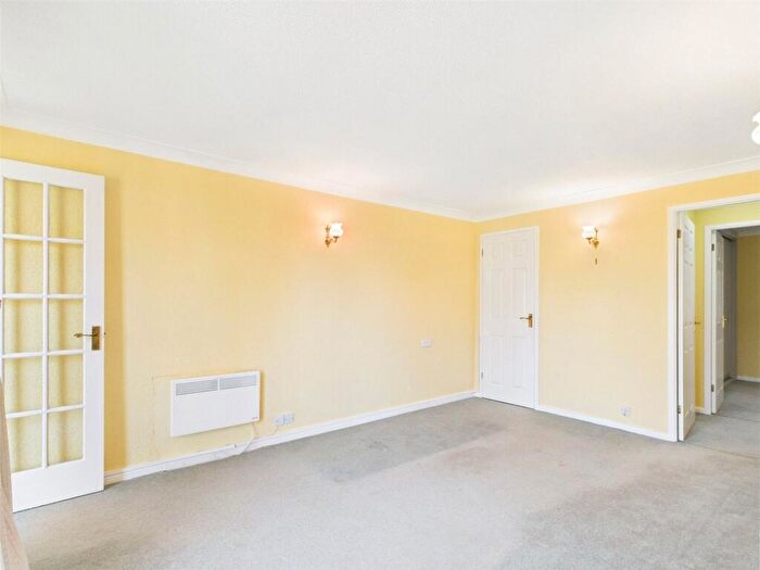1 Bedroom Property For Sale In Kendal Gardens, Basingstoke, RG22