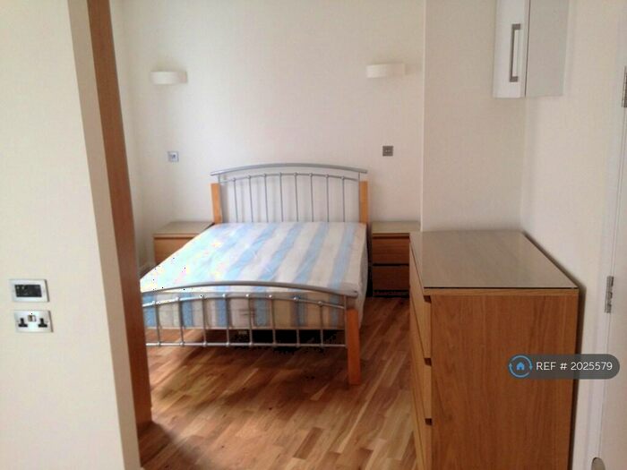 Studio To Rent In Station Road, Harrow, HA1