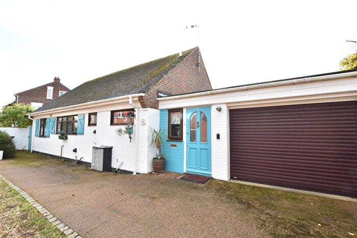 3 Bedroom Detached Bungalow For Sale In Old Brickyard, Rye, TN31