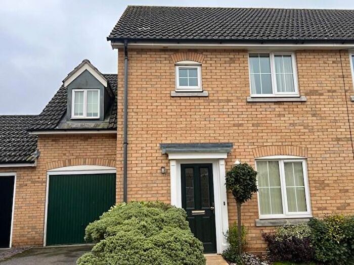 3 Bedroom House To Rent In Shearwater Way, Stowmarket, IP14