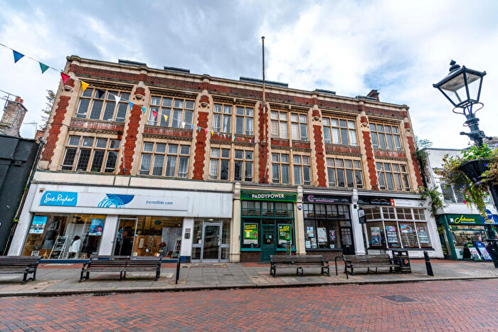 1 Bedroom Flat For Sale In Faraday House, ME1