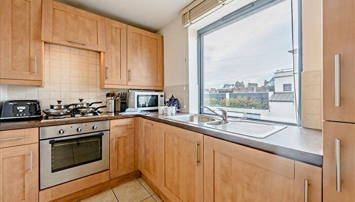 2 Bedroom Flat To Rent In Fulham Road, South Kensington, SW3
