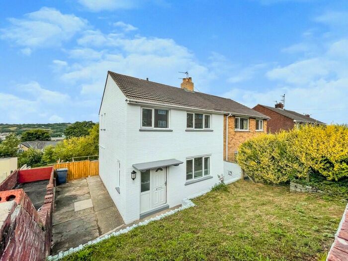 3 Bedroom Semi-Detached House To Rent In Aneurin Avenue, Fairview, Blackwood, NP12