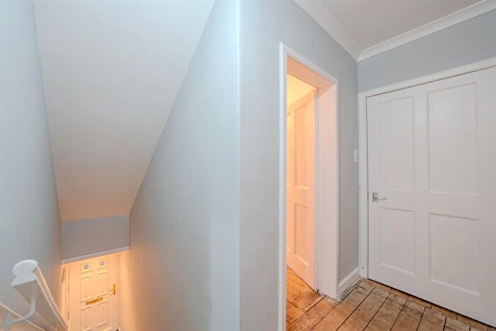 2 Bedroom Flat For Sale In Orchard Park, Kelso, TD5