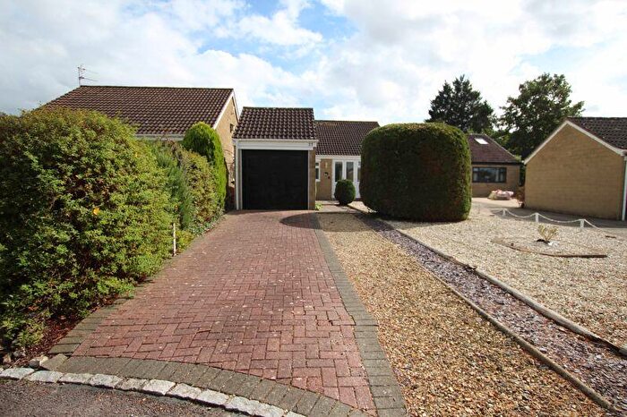 2 Bedroom Detached Bungalow To Rent In Batley Court, Bristol, BS30