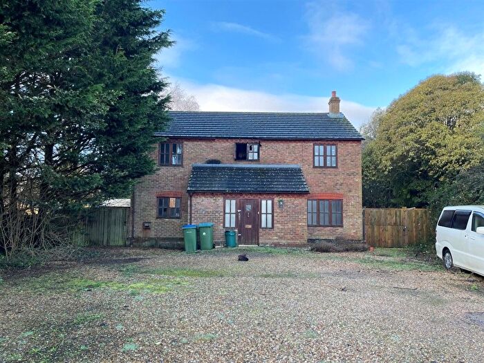 4 Bedroom Detached House For Sale In Yapton Lane, Walberton, Arundel, BN18