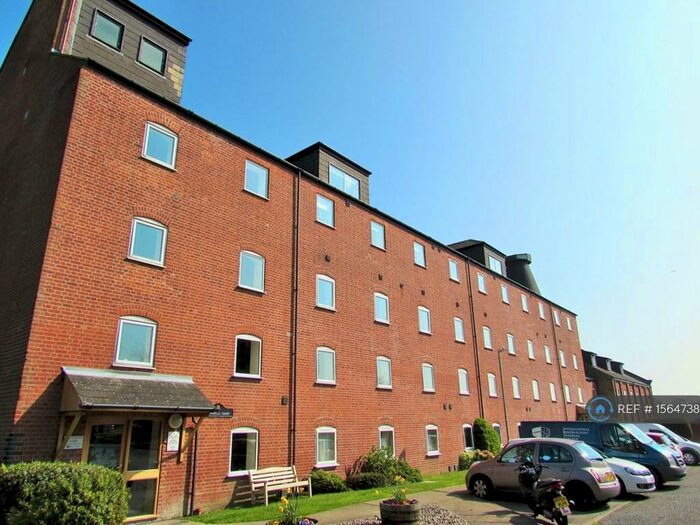 1 Bedroom Flat To Rent In Swonnells Court, Oulton Broad, NR32