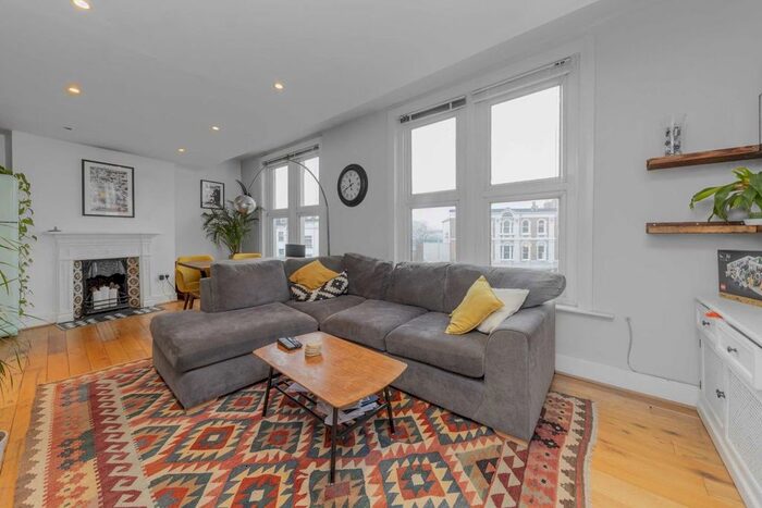 3 Bedroom Flat To Rent In Fortess Road, London, NW5