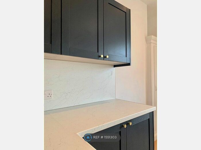 1 Bedroom Flat To Rent In Dorchester Road, Weymouth, DT4