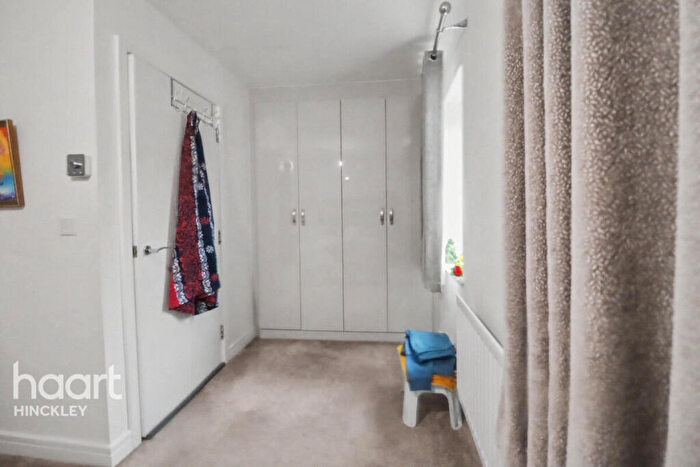 4 Bedroom Semi Detached House For Sale In Notleyfield Close, Leicester, LE9