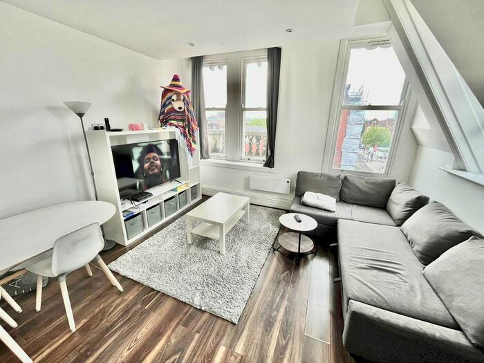 2 Bedroom Flat To Rent In Pearl Chambers, East Parade/Park Row, Leeds, LS1