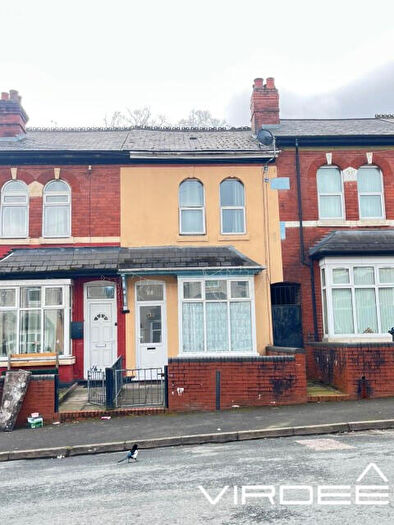 3 Bedroom Terraced House For Sale In Hamilton Road, Handsworth, West Midlands, B21