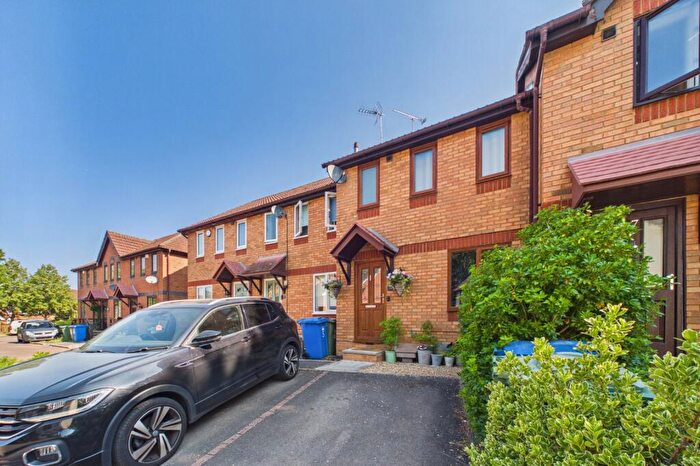2 Bedroom Terraced House For Sale In Sen Close, Bracknell, Berkshire, RG42