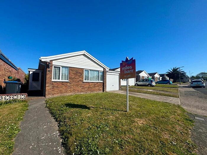 2 Bedroom Bungalow To Rent In Ashurst Gardens, Palm Bay, Cliftonville, Kent, CT9