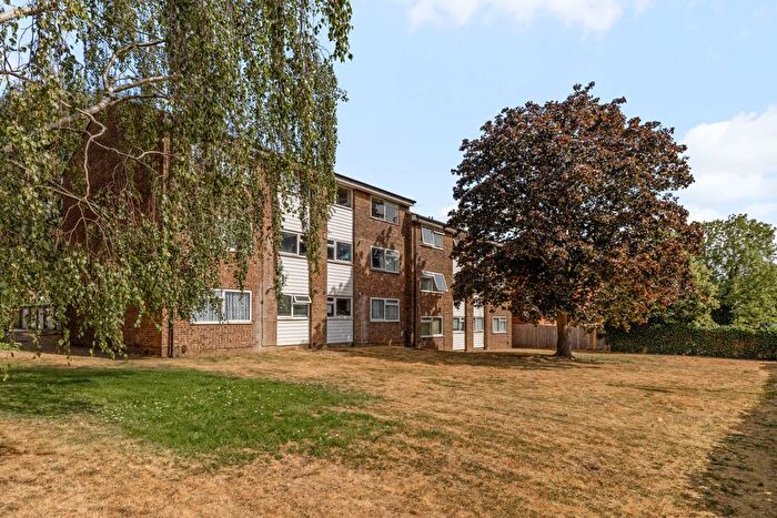 1 Bedroom Flat To Rent In Selhurst Road, London, SE25