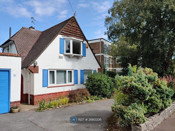3 Bedroom Detached House To Rent In Wellington Road, Bournemouth, BH8