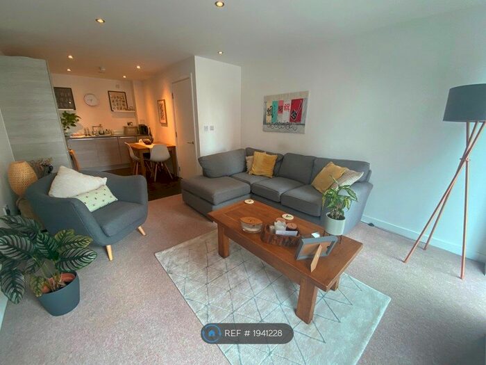2 Bedroom Flat To Rent In Great Ancoats Street, Manchester, M4