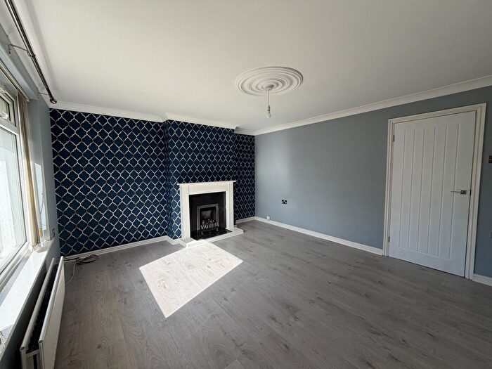 3 Bedroom Semi Detached House For Sale In Overdale Road, Middlesbrough, TS3