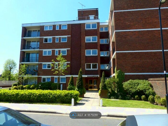 2 Bedroom Flat To Rent In Marryatt Court, London, W5