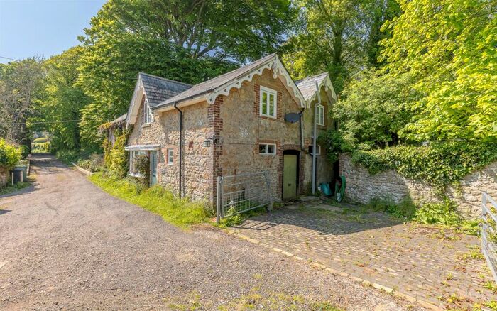 4 Bedroom House For Sale In Niton Undercliff, Isle Of WIght, PO38