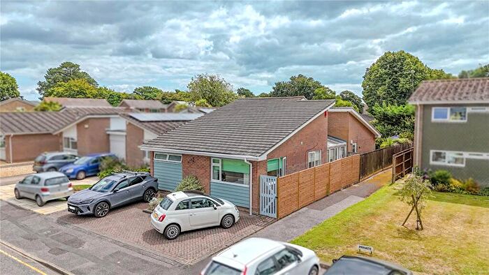 3 Bedroom Bungalow For Sale In Oakleigh Way, Highcliffe On Sea, Christchurch, Dorset, BH23