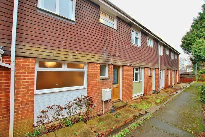 3 Bedroom Terraced House To Rent In Clover Road, Guildford, GU2