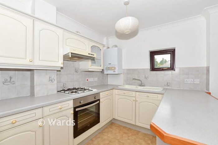 1 Bedroom Duplex For Sale In Harold Street, Dover, Kent, CT16