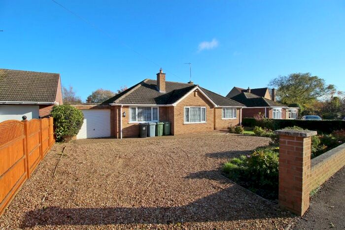 3 Bedroom Detached Bungalow For Sale In Eastgate, Deeping St James, PE6